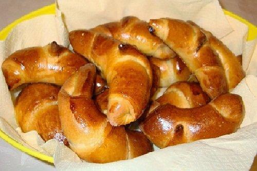 Рогалики Очень вкусные. Как приготовить классические рогалики с повидлом – очень вкусный рецепт