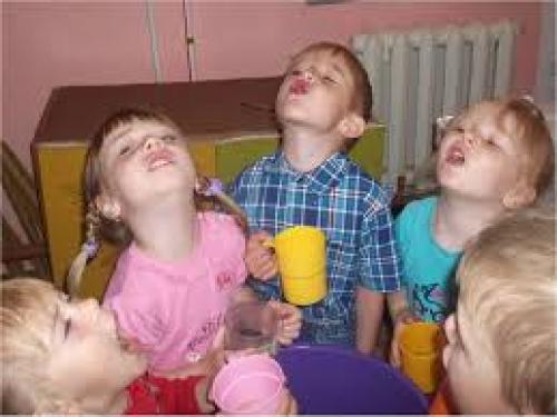 Сок при боли в горле. Полоскания при боли в горле