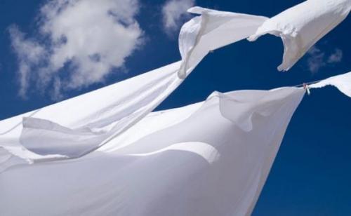 Как пришить резинку на готовую простынь. Как закрепить простынь на матрасе, чтобы она не сползала