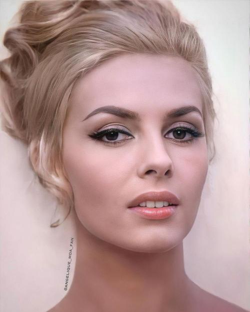 Кто, по вашему мнению, самая красивая женщина в мире и почему. «Мужчины сходили по ним с ума» – 10 самых красивых женщин в истории