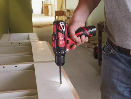 Как выбрать правильный инструмент для ремонта мебели. Инструменты мебельщика