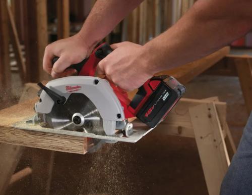 Как выбрать правильный инструмент для ремонта мебели. Инструменты мебельщика