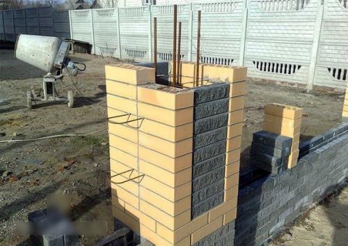 Как сложить столб из кирпича для забора своими руками. 01 Как сложить столб из кирпича для забора своими руками. 01