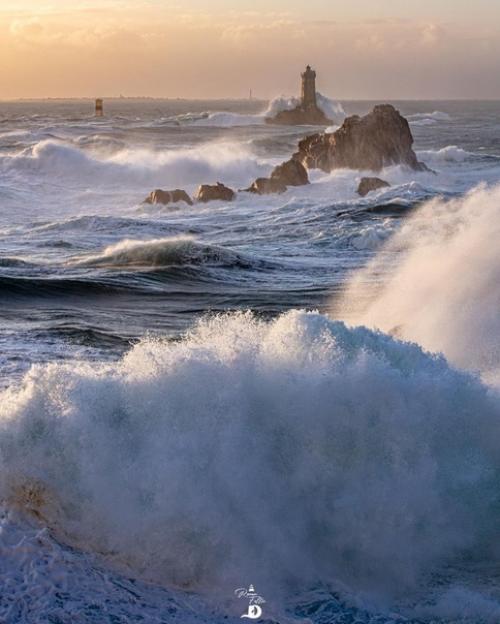 Фотографии с ароматом морского бриза от фотографа Ronan Follic. 07