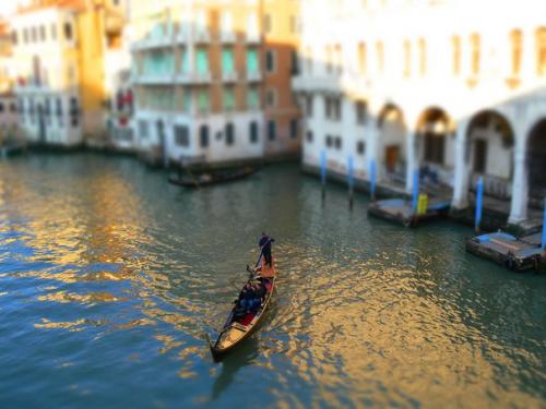 Фотографии Tilt - Shift или тур по игрушечному миру. 09