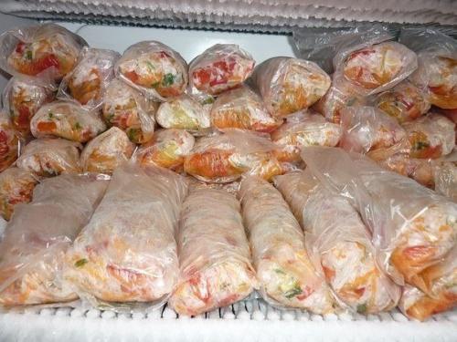 Мы сохраняем овощи и фрукты методом заморозки. 05