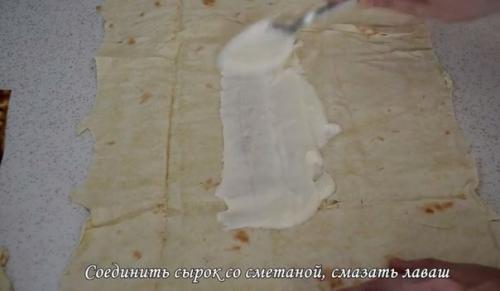 Жареный лаваш с колбасой и сыром. 04