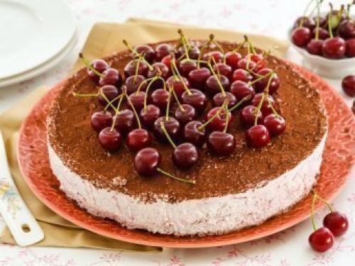 Творожно - ягодный торт (без выпечки. 05