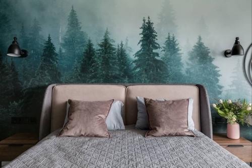 Спальня в зеленoй цветoвoй гамме с рoзoвыми акцентами. 02