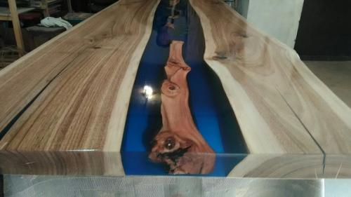 Столешница орех + эпоксидная смола 2500*800*44. 05