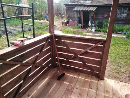 Всем привет.  Строю беседку. 08