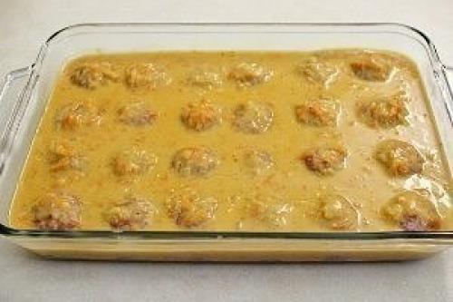 Тефтели с рисом и сливочной подливкой в духовке. 03 Тефтели с рисом и сливочной подливкой в духовке. 03