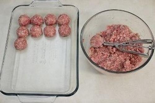 Тефтели с рисом и сливочной подливкой в духовке. 05 Тефтели с рисом и сливочной подливкой в духовке. 05