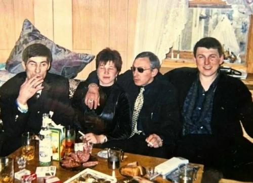 Фотохроника: на фото бывший смотрящий за мурманском Валерий аллахвердиев (валера аллах) и бывший вор Александр северов (Саша север. 01