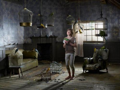 Основано на реальных событиях: серия фотографий, в которой воссозданы истории про одичалых детей. 08