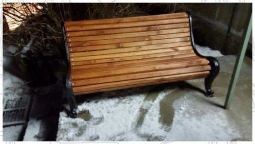 Супер!  В том случае, если не увезут, то затопчут, сломают, разбомбят. 07