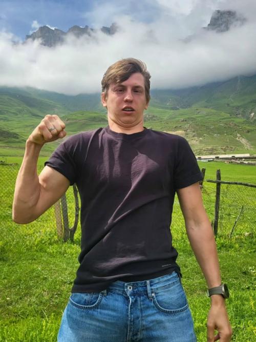 Алексей щербаков отменил все концерты и покидает Россию. 02