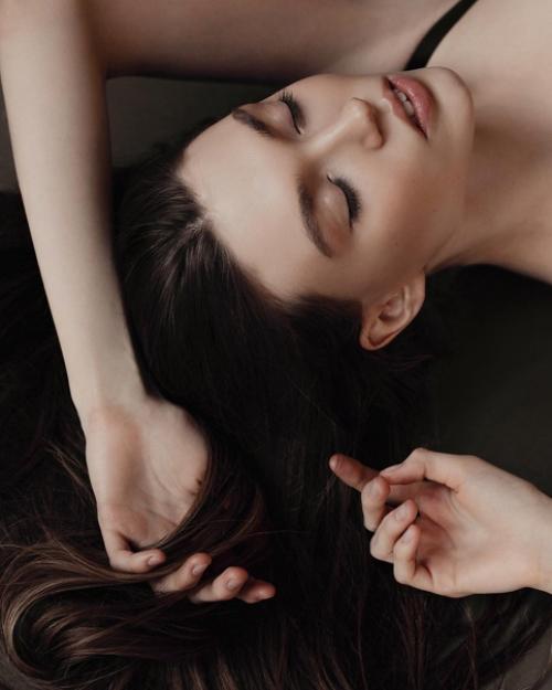 Не бойтесь проявлять эмоции во время фотосессии. 03