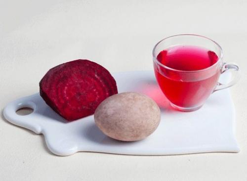 Мы красим пасхальные яйца без химии! 07