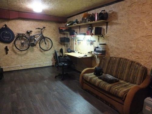 Получился не гараж, а квартира! 04