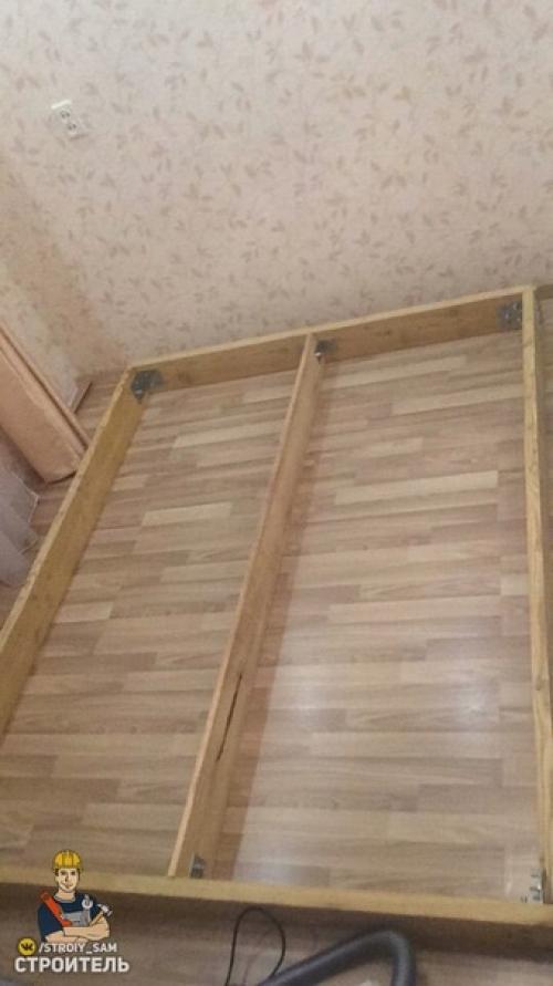 Давно хотел смастерить большую кровать для дачи и вот что получилось. 01