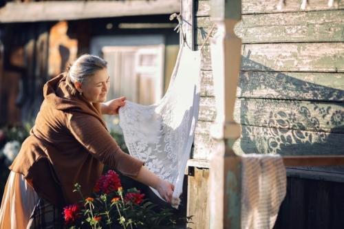 Очень простой, но очень колоритный деревенский быт. 05