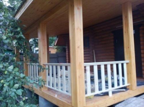 Прошлым летом делал веранду к своему дому. 03