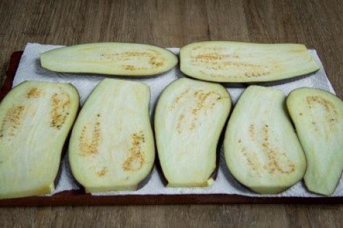 Рулетики из баклажанов с сыром и чесноком. 02