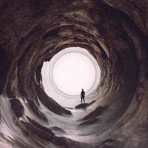 Фотограф Nate Hill создает круговые снимки, в центре которых непременно находится человек. 06