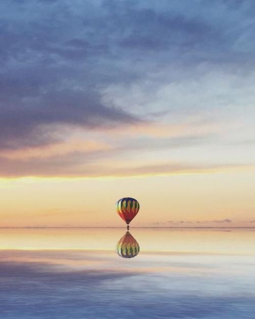 Архитектор мечты в реальность с помощью фотоманипуляций претворяет. 03