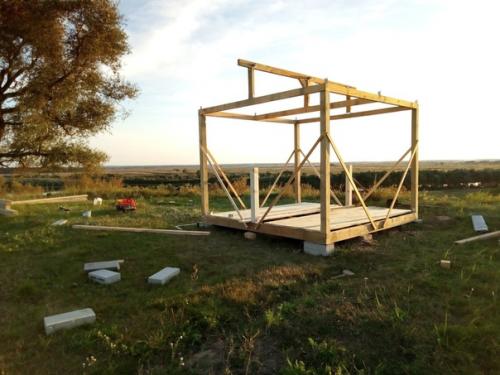 Вот запилил беседочку на даче. 01