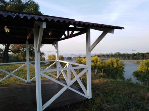 Вот запилил беседочку на даче. 08