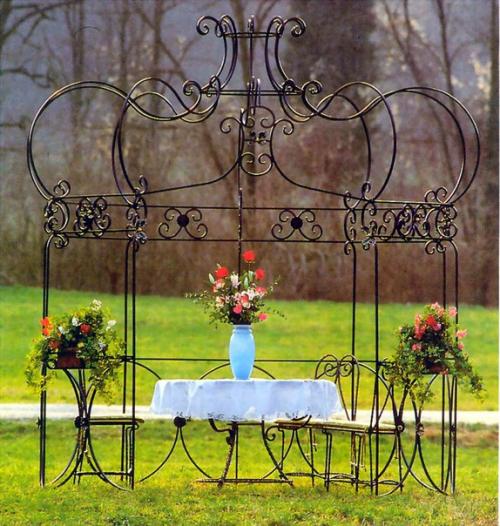 Чем же отличается пергола от беседки? 02