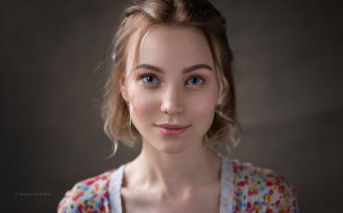 Удачные примеры красивого женского портрета. 01