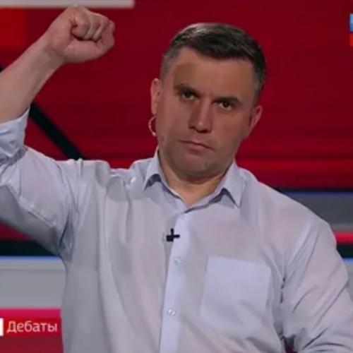 Николай Бондаренко в эфире Соловьева раскритиковал власть - говорил о бедности, пенсионной реформе и закрытии больниц.

