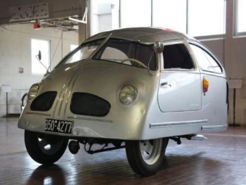 Автомобиль, претендующий на звание худшего автомобиля в мире. 04