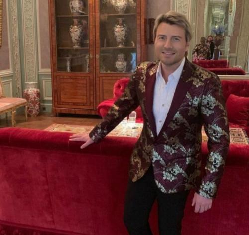 Анастасия волочкова показала архивное фото с Николаем Басковым. 02