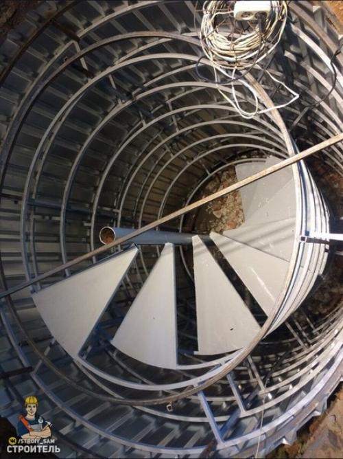 Нестандартный погреб смастерил. 03