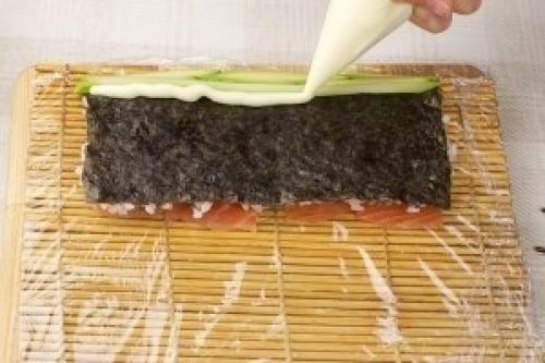 Роллы филадельфия. Ингредиенты: 07