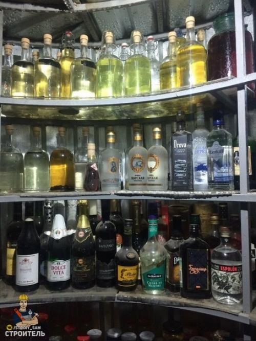 Нестандартный погреб смастерил. 04