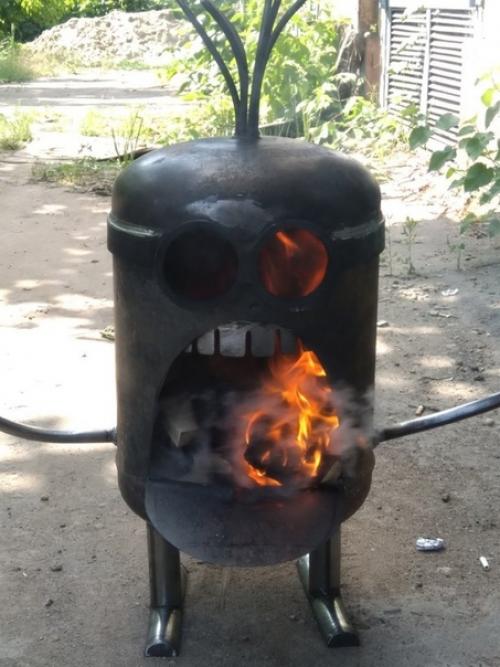 Сделал симпатичную печь для казана. 02