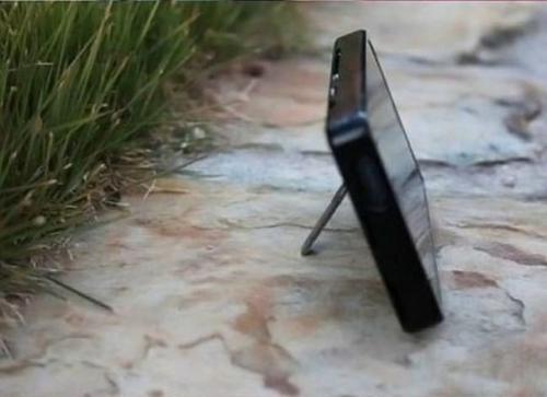 Щас бы айфоном дрова пилить. 05