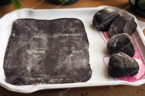 Торт Спартак. Торт Спартак - это медовик с заварным кремом и шоколадными медовыми коржами. 03