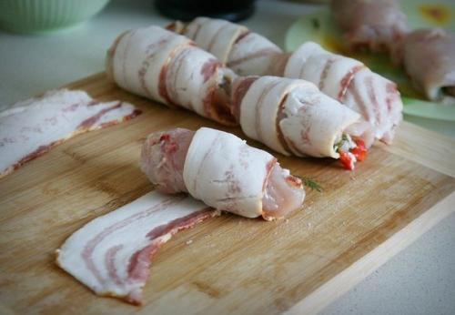Куриные рулетики в беконе. 06 Куриные рулетики в беконе. 06
