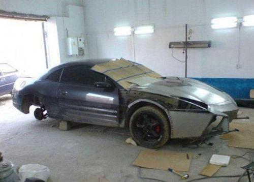 Одессит Александр, из своей Mitsubishi Eclipse (2003 года) сделал Lamborghini Reventon. 01