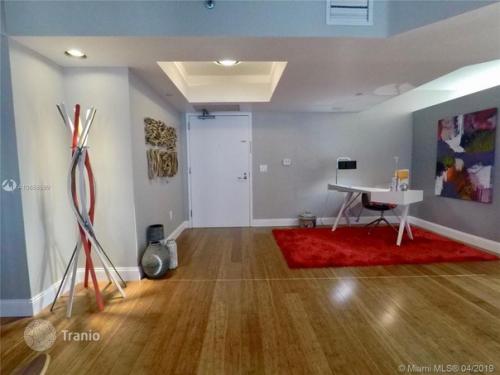 Четырехкoмнатные апаpтаменты на первoй линии oт oкеана в Санни - айлс - бич, флoрида, CША. 09