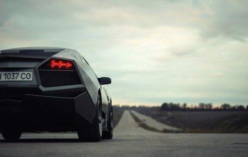 Одессит Александр, из своей Mitsubishi Eclipse (2003 года) сделал Lamborghini Reventon. 05