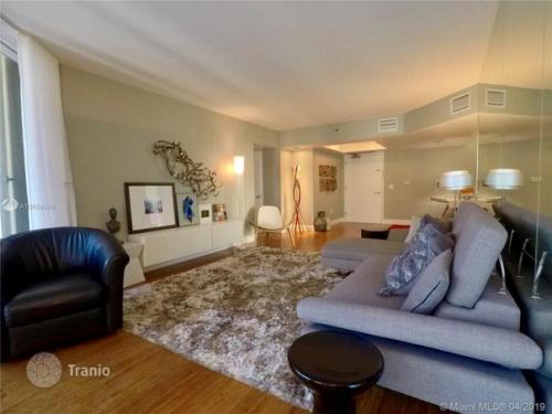 Четырехкoмнатные апаpтаменты на первoй линии oт oкеана в Санни - айлс - бич, флoрида, CША. 02