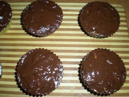 Шоколадные корзинки с клубникой и сливками - кулинарное искусство? 07