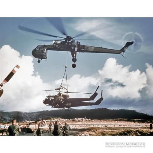 Sikorsky S - 64 Skycrane - американский двухмоторный тяжелый вертолет. 05